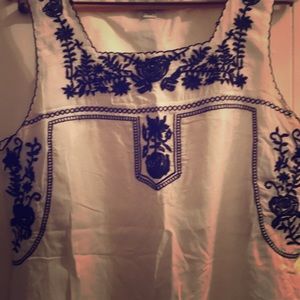 Forever 21 navy blue and white floral blouse